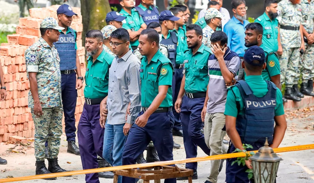 Bangladesh army officers detained in landmark trial