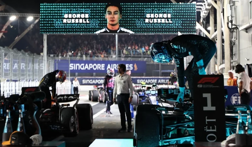 Russell wins Singapore GP, McLaren seal constructors' title