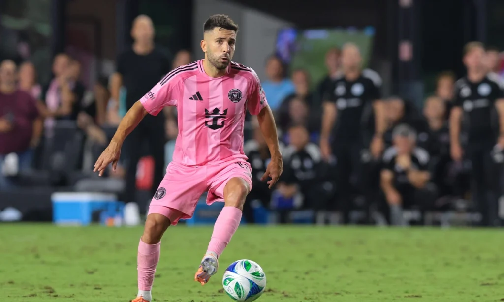 Former Spain defender Jordi Alba to retire at end of season