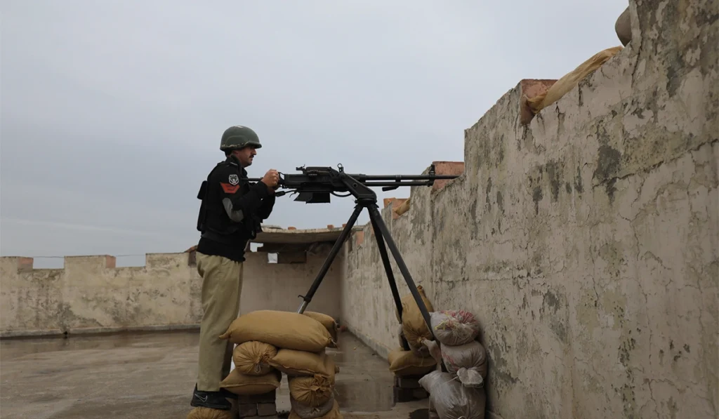 KP govt left police at the mercy of terrorists: Talal