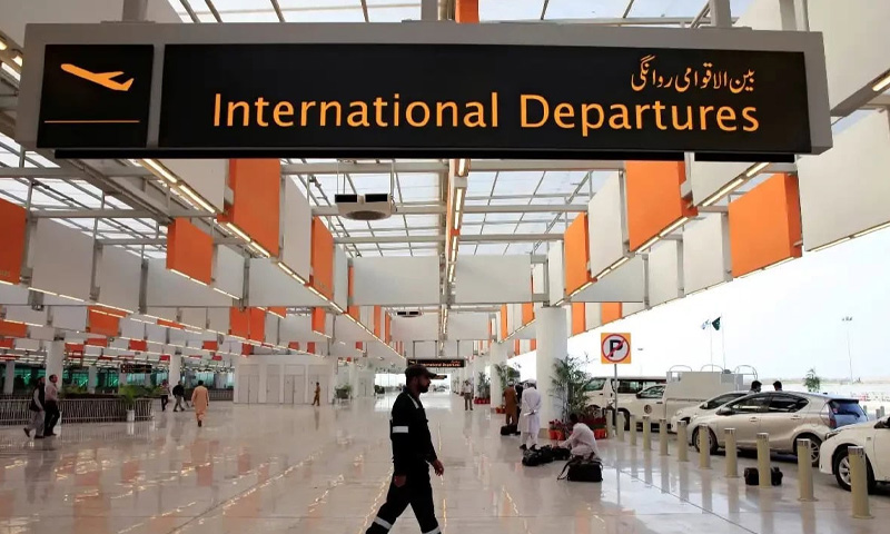 Pakistan airports cashless