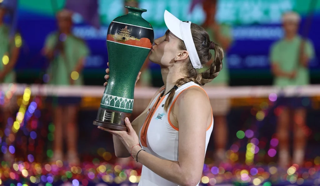 Rybakina wins Ningbo Open after being one set down