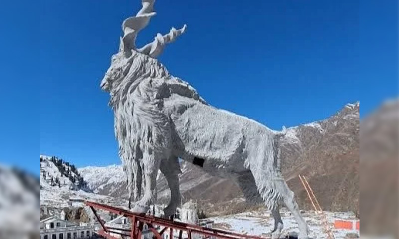 Markhor sculpture