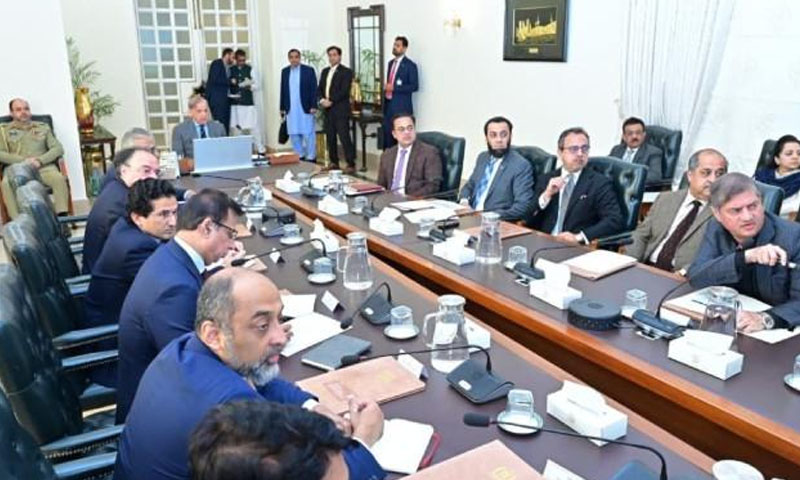 Phones not luxury items, committee urges tax overhaul