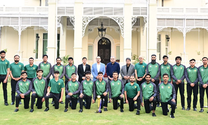 Field Marshal Asim Munir urges cricket players