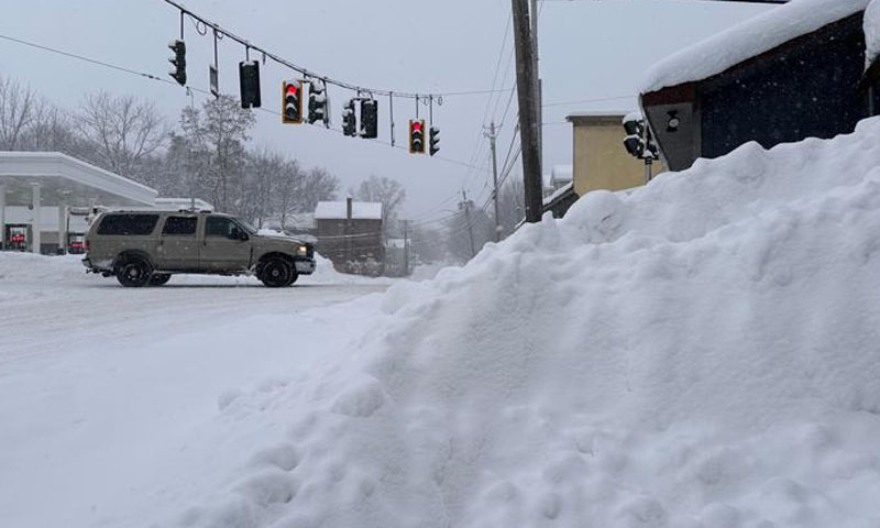Snow hits Texas, Oklahoma as eastern US braces for winter storm