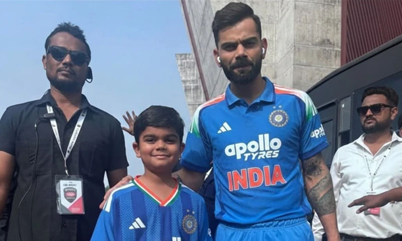 Virat Kohli meets his young lookalike
