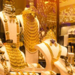 Gold prices surge in Pakistan as global rates climb