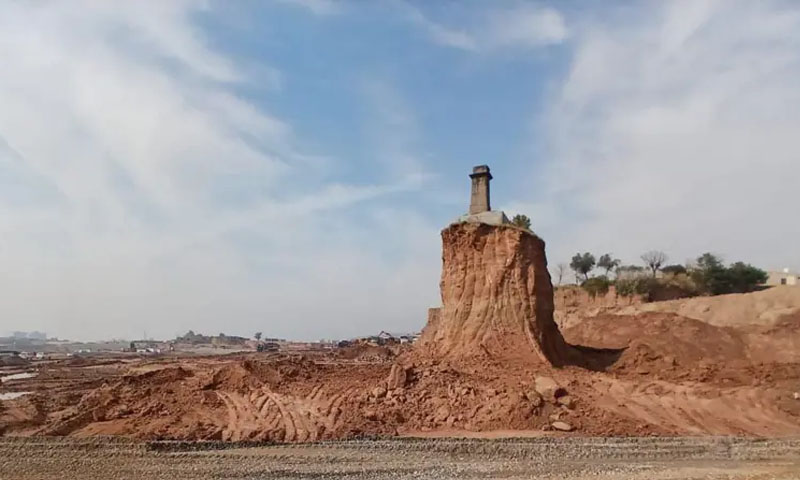 World War I memorial demolished