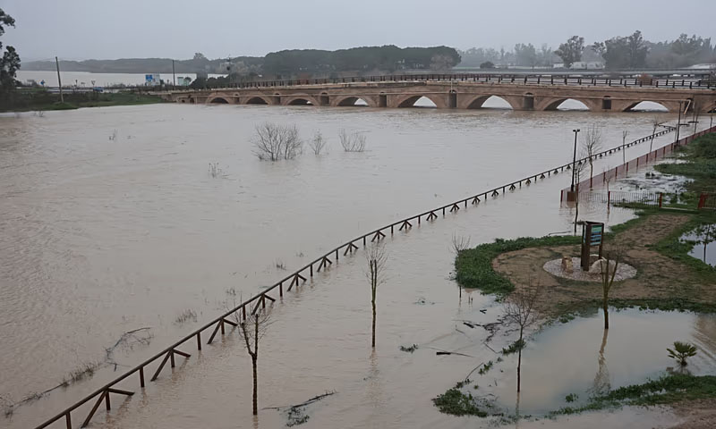 Storm Leonardo sweeps Spain and Portugal,