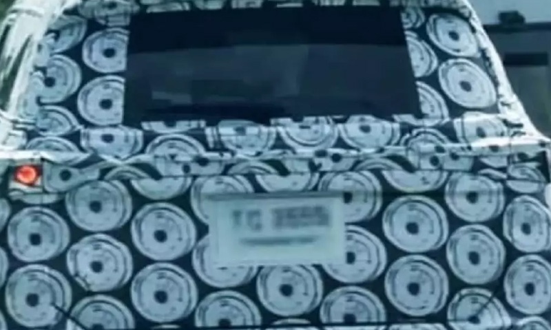 spied shots of the new model