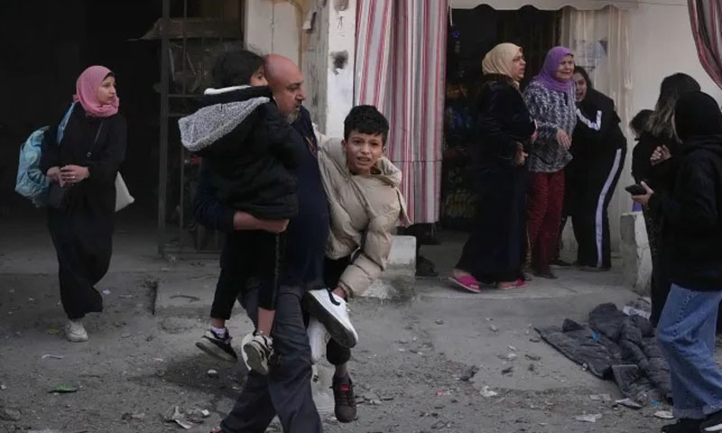 Iran urges neighbours to expel American forces as US strikes increase in Tehran