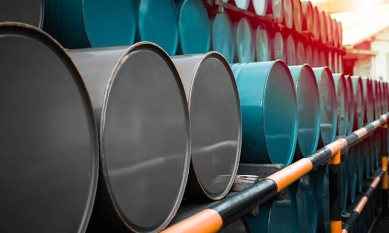 Oil prices plunge 11 per cent after Trump predicts Middle East de-escalation