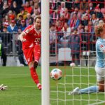 Bayern run riot with seven-minute burst, thrash Union Berlin 4-0