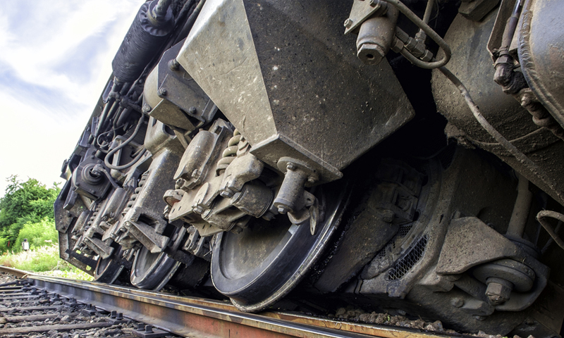 Tezgam train derails near Bahawalpur, 15 injured