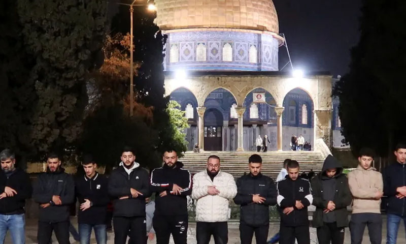 Al-Aqsa, Holy Sepulchre reopen after Israel lifts closure