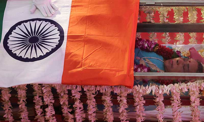 Asha Bhosle laid to rest