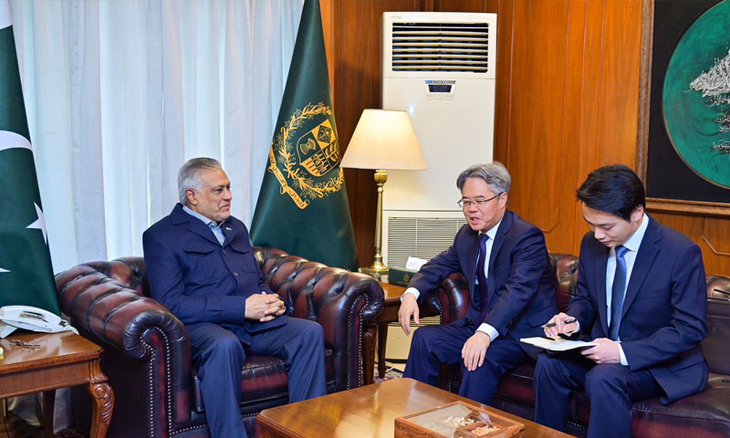 Pakistan, China reaffirm support for diplomacy in Middle East