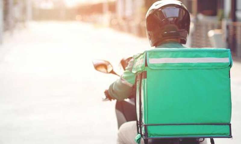 The vanishing safety net: Pakistani delivery riders struggle against soaring petrol prices