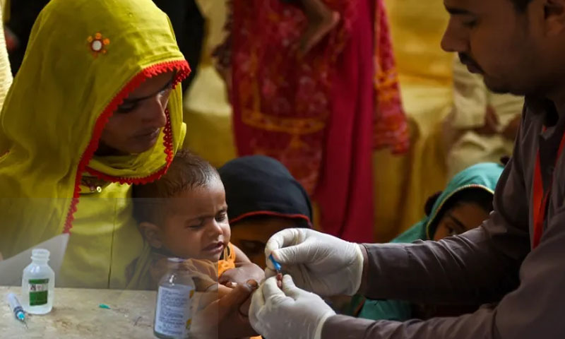 Are hospitals too involved in child HIV outbreak in Pakistan?