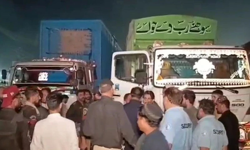 Two labourers killed after trailer runs over them while resting underneath