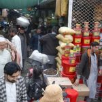 KP govt orders all markets to close by 9PM