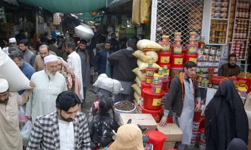 KP govt orders all markets to close by 9PM