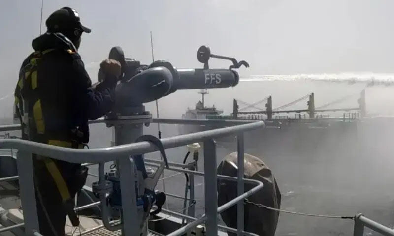 Pakistan Navy rescues 18 crew after distress call in Arabian Sea