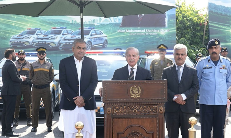 PM Shehbaz announces 55 electric vehicles for Islamabad traffic police