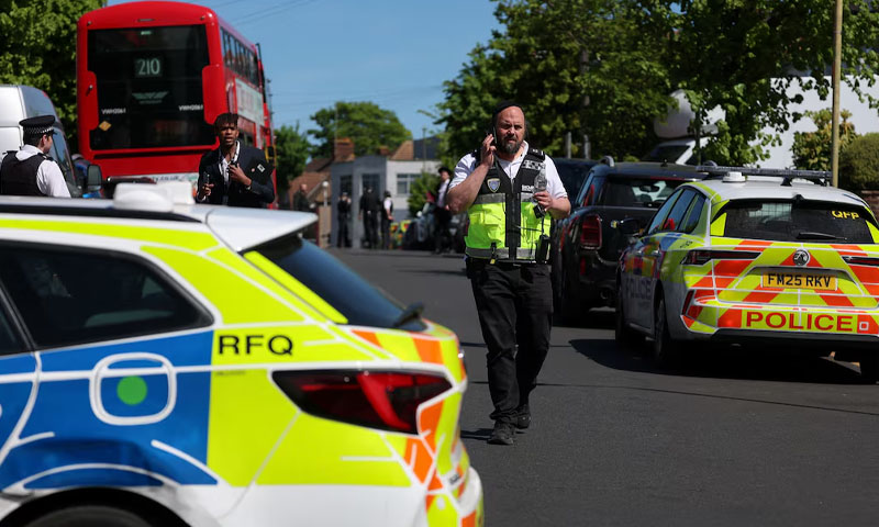 Israeli president calls for urgent action after two Jewish men stabbed in London