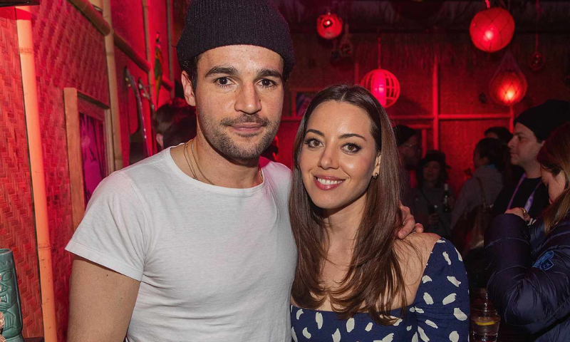 Aubrey Plaza and Christopher Abbott