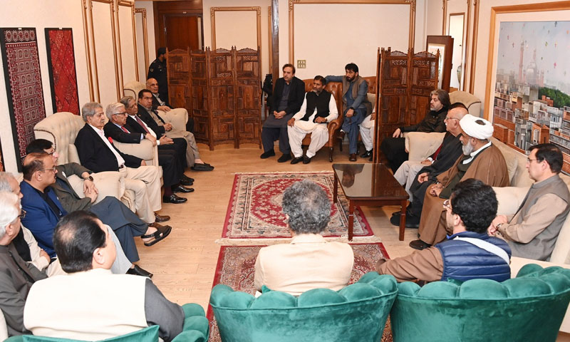 PTI-led opposition calls off Islamabad rally after talks with govt