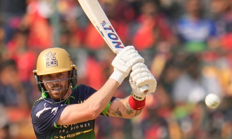 RCB VS DC: Challengers reach 158-6 in 17 overs, three overs remaining