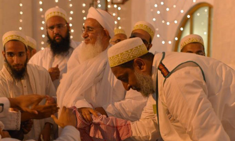 Bohra community member named ambassador for Karachi cleanliness drive