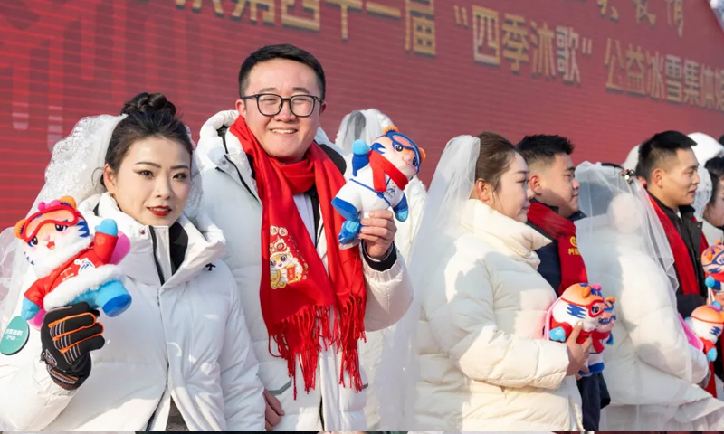 China’s marriages drop to decade low, deepening demographic concerns