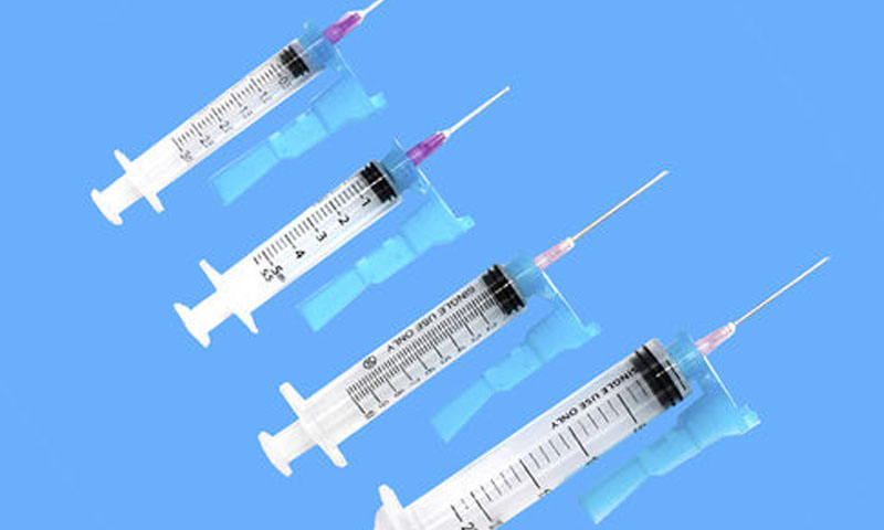 PM Shehbaz orders enforcement of single-use syringes to curb infectious diseases