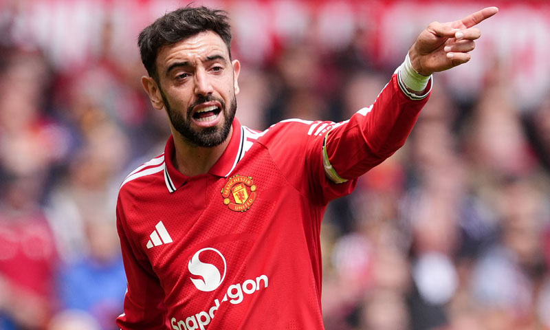 Bruno Fernandes named Premier League player of the season