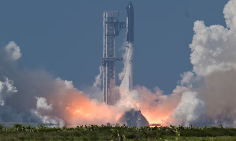 SpaceX Starship hits key targets in pre-IPO test flight