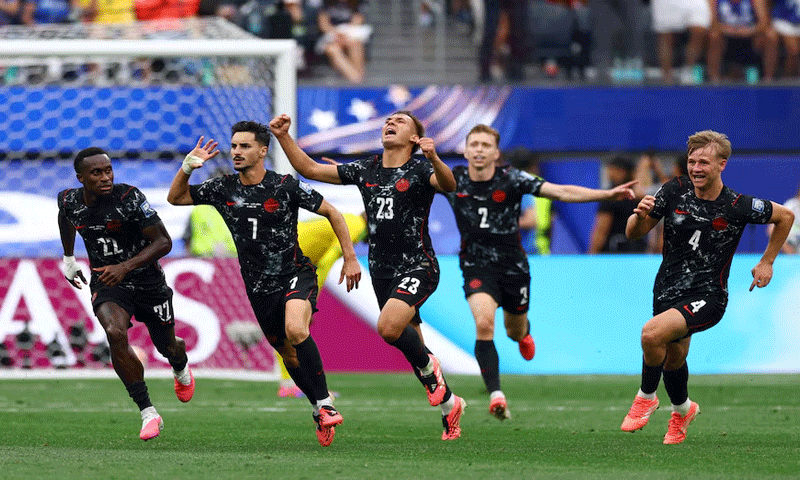 Canada beats South Africa to reach round of 16
