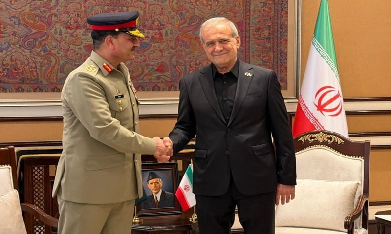 Army chief meets Iranian president, discusses regional stability