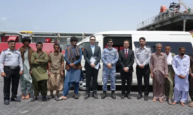 Pakistan repatriates Iranian fishermen after rescued at sea by British vessel