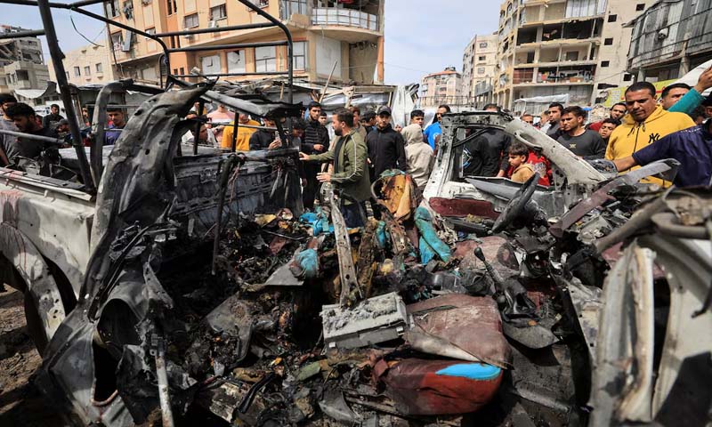 Israeli fire kills six in Gaza despite new effort to salvage truce