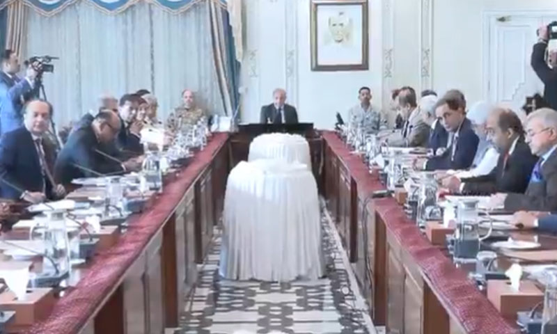 PM Shehbaz reviews economy amid US-Iran tensions, ensures uninterrupted fuel supply