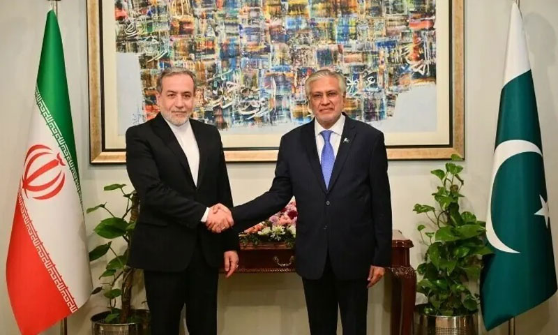 Dar invites Iran's Araghchi to visit Pakistan as top diplomats discuss regional tensions