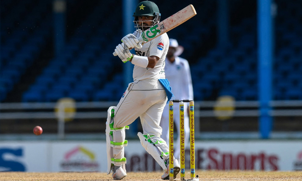 Babar Azam suffers hand injury during warm-up match in England