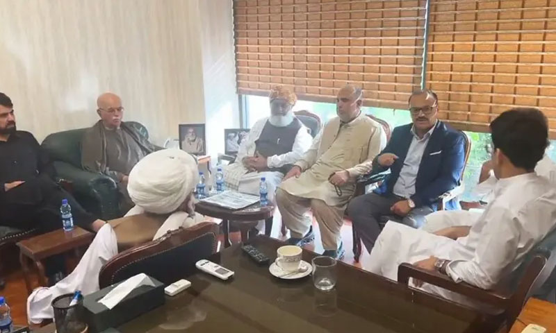 Opposition to move SC over Imran Khan’s treatment, backs Sept 27 protest