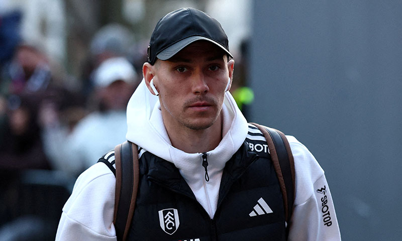 Promoted Ipswich sign Serbian Lukic from Fulham