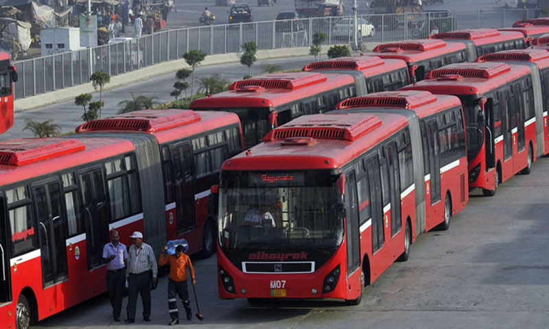 Private operator announces Lahore Metrobus suspension from August 11