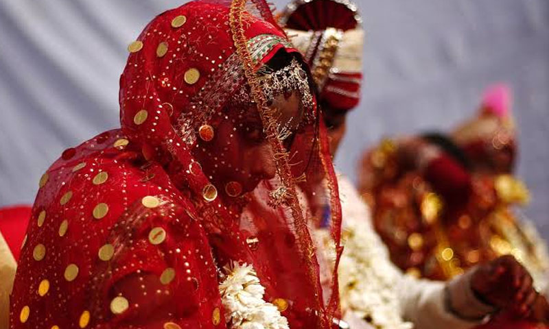 India mass wedding fraud leaves 40 grooms waiting for brides