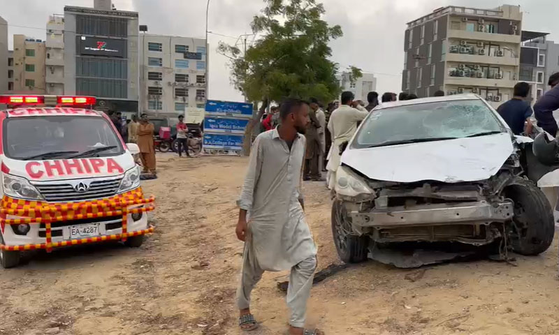 Speeding car kills woman, injures husband and son in Karachi’s Defence